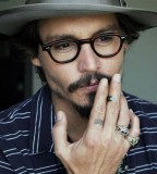 Johnny Depp Finger Tattoo And Tattoo Designs