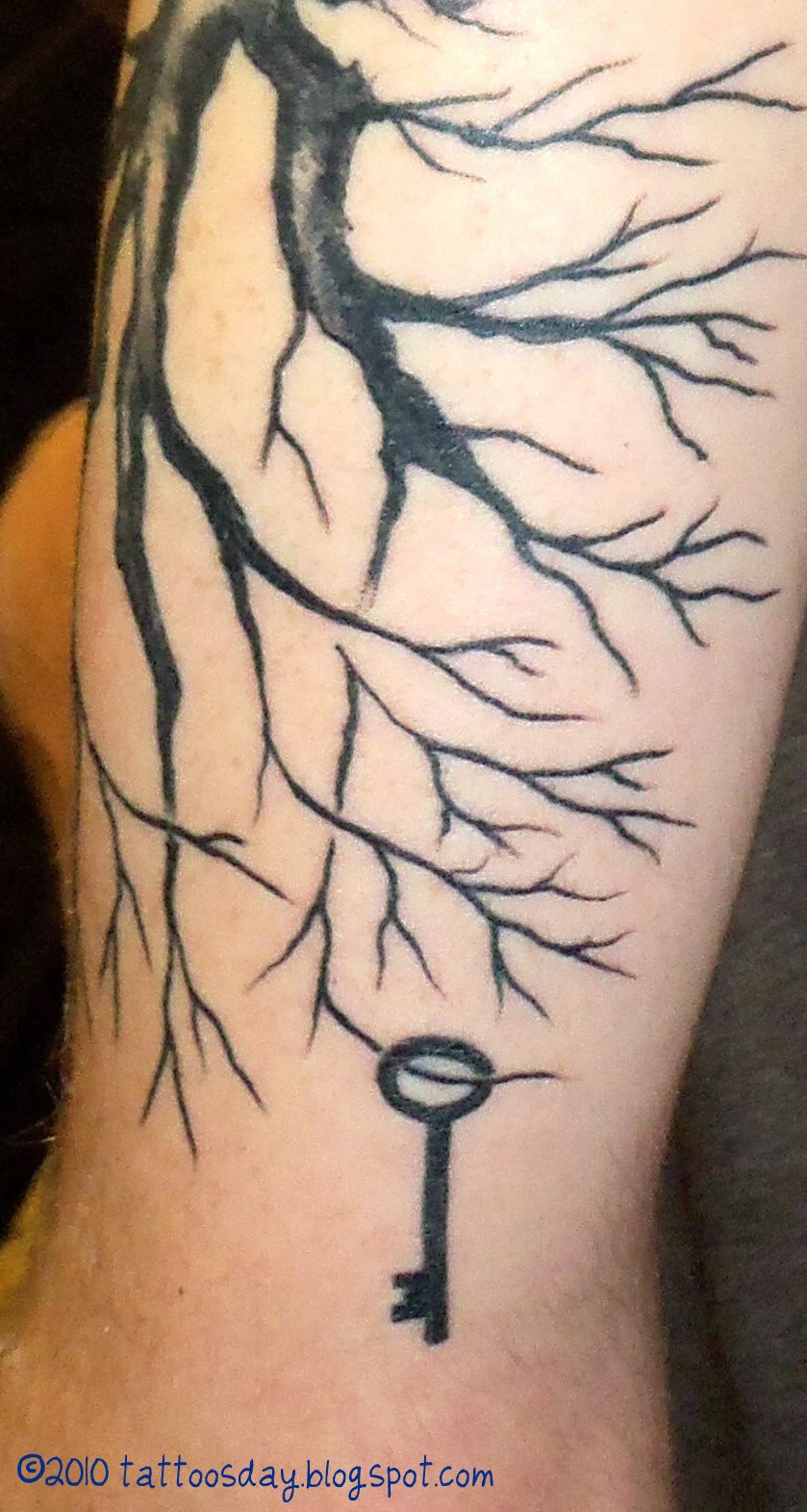 Black Tree with Key Tattoos Design for Men