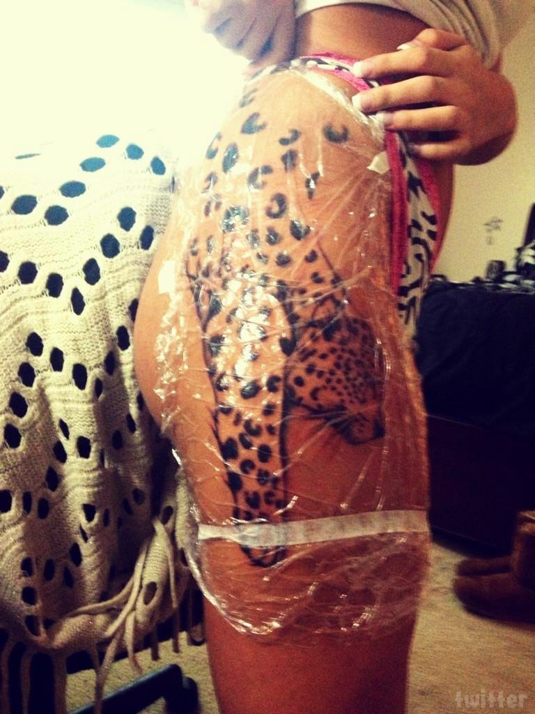 Photos Jenelle Evans Gets Huge Leopard Tattoo Explains What It
