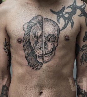 lion-and-skull-chest-tattoo-by-valentin-hirsch