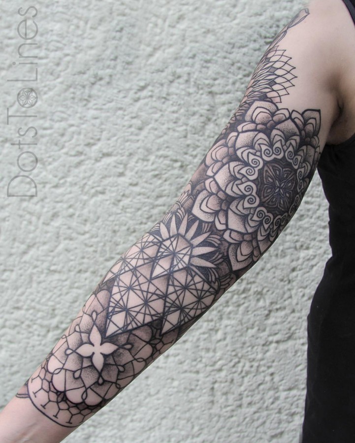 mandala-sleeve-tattoo-by-dotstolines