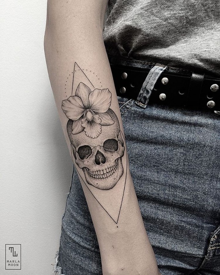 marla_moon-flower-skull-tattoo
