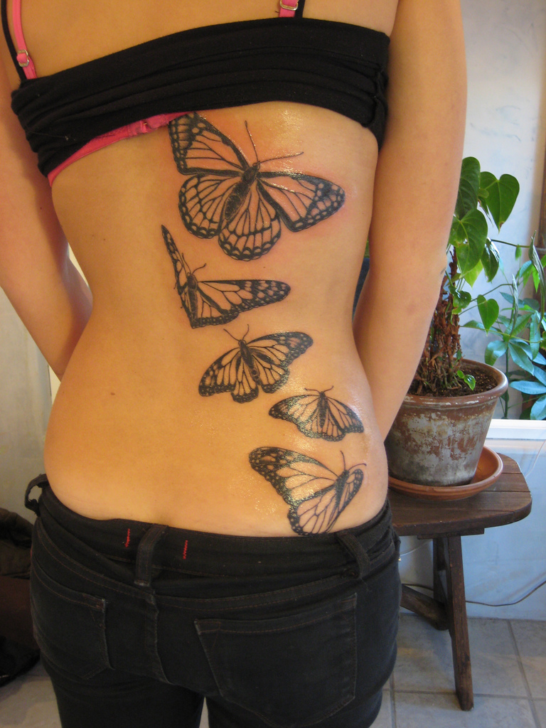 Gorgeous Monarch Butterflies Back-Tattoo Designs for Women – Butterfly Tattoos