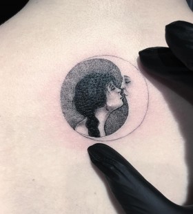 moon-circle-tattoo