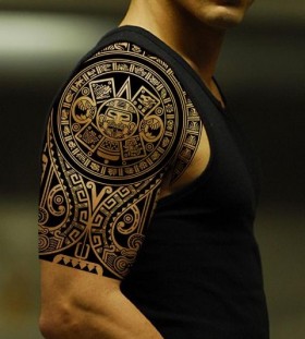 polynesian shoulder tribal tattoo