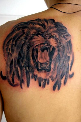 Lion Crown Tattoo Pictures Gallery