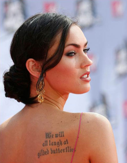 Megan Fox’s Shoulder Blade Lettering Tattoo Design – Celebrity Tattoos