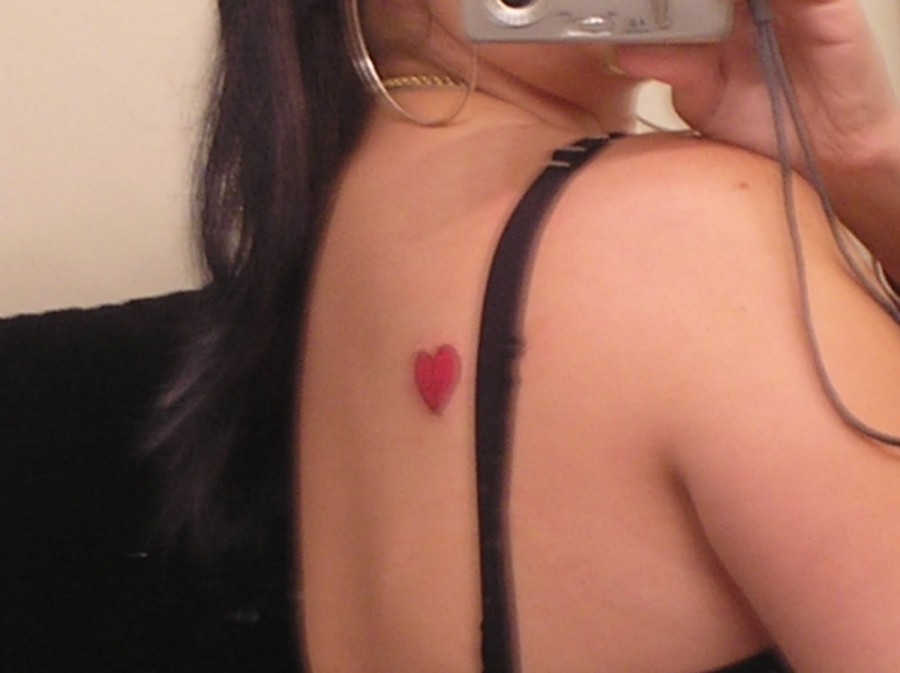 Cute Red Love-Heart Top Shoulder-Blade Tattoos for Women