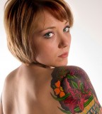 Beautiful Shoulder Flower Tattoos Fashion For Girls and Women
