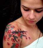 Feminine Shoulder Tattoos for Woman