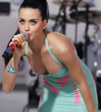 Katy Perry Hot Tattoo on Side of her Wrist