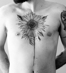 sunflower-chest-tattoo-by-fredao-oliveira
