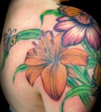 Beautiful Sunflower Tattoo Design on Shoulder for Women