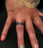 Beautiful Ring Finger Tattoo Design Picture