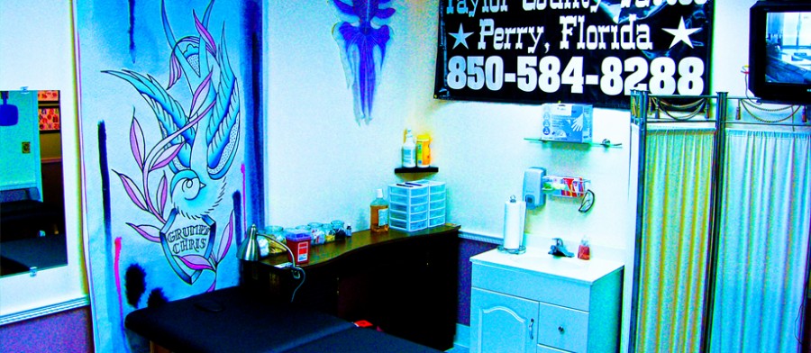 Finishing Dry Wall Tattoo Shop in Tallahassee