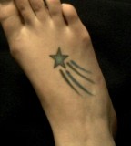 Beautiful Shooting Star Shaped Tattoo Fluid on Foot