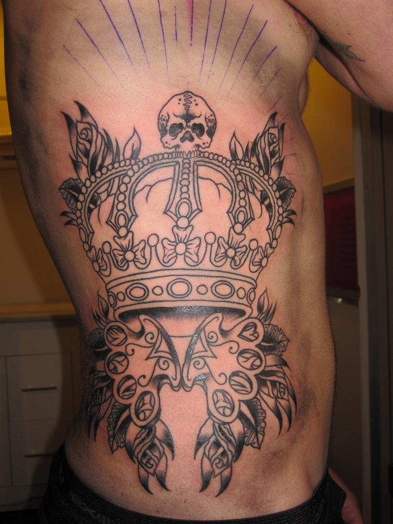 Awesome Flowery Crown & Skull Side Rib Tattoos For Men