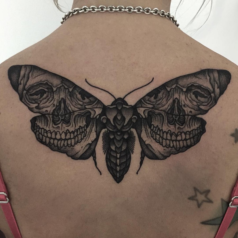 thomasbatestattoo-moth-skull-tattoo