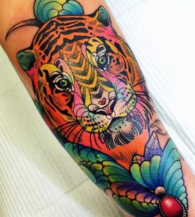 tiger trippy tattoo