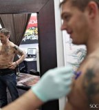 Dashing Tom Hardys New Union Jack Tattoo
