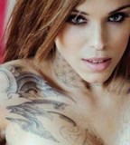 Arabella Drummond's Neck to Hands Tattoos