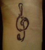 Treble Clef Tattoo with Spray Paint Tatto for Women