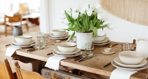 How To Design A Modern Table Setting For A Special Event