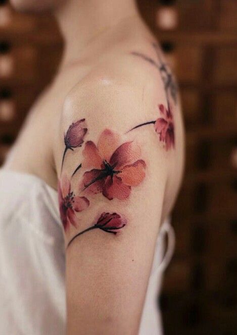 watercolor-shoulder-tattoo
