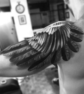 wing shoulder tattoos for men