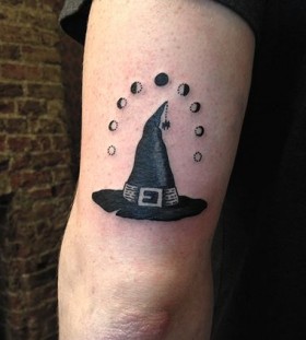 witch-hat-halloween-tattoo